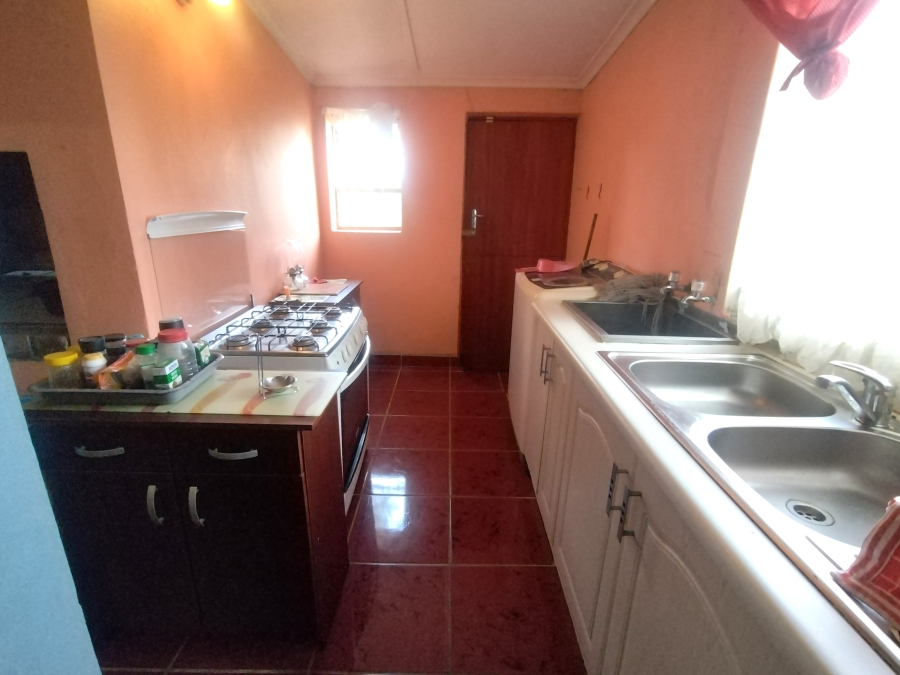 6 Bedroom Property for Sale in Kruisfontein Eastern Cape